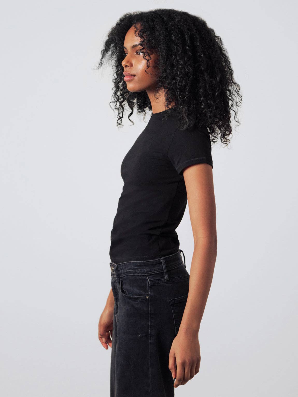 Honest Basics - Wholesale T-Shirt - Women's - Slim Shirt2