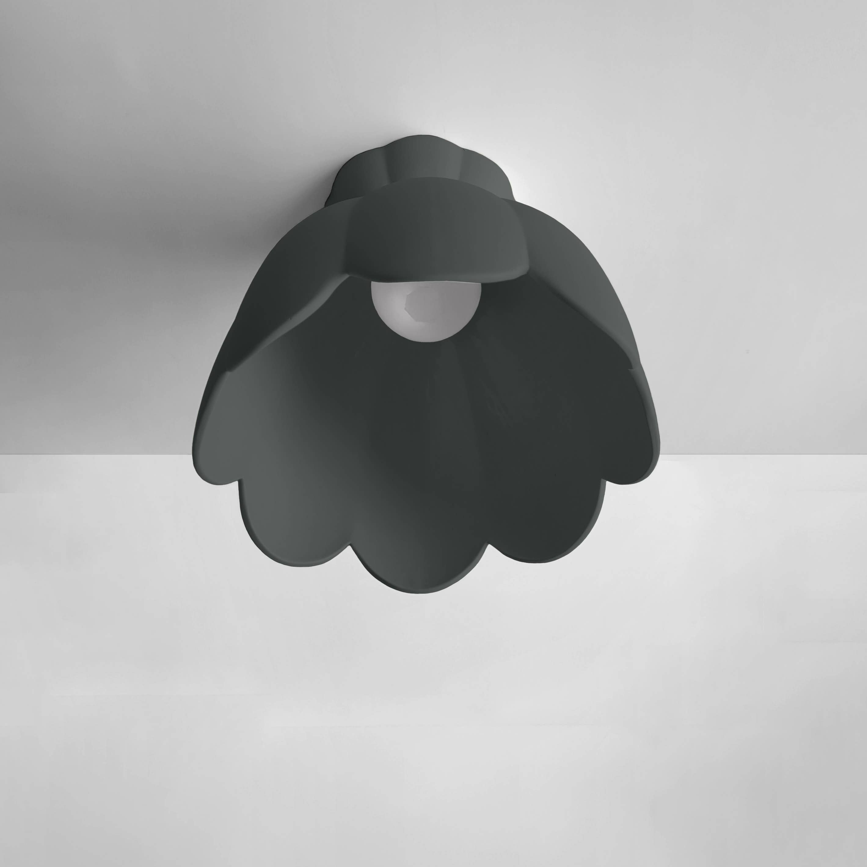 LYSlightlab - Wholesale Chandelier/Hanging Light - Vallea Ceramic Ceiling Light | Large Minimalist Flush Mount 3