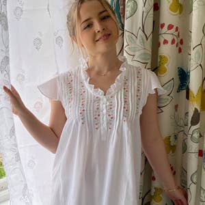 Purchase Wholesale cotton nightgown. Free Returns & Net 60 Terms on Faire