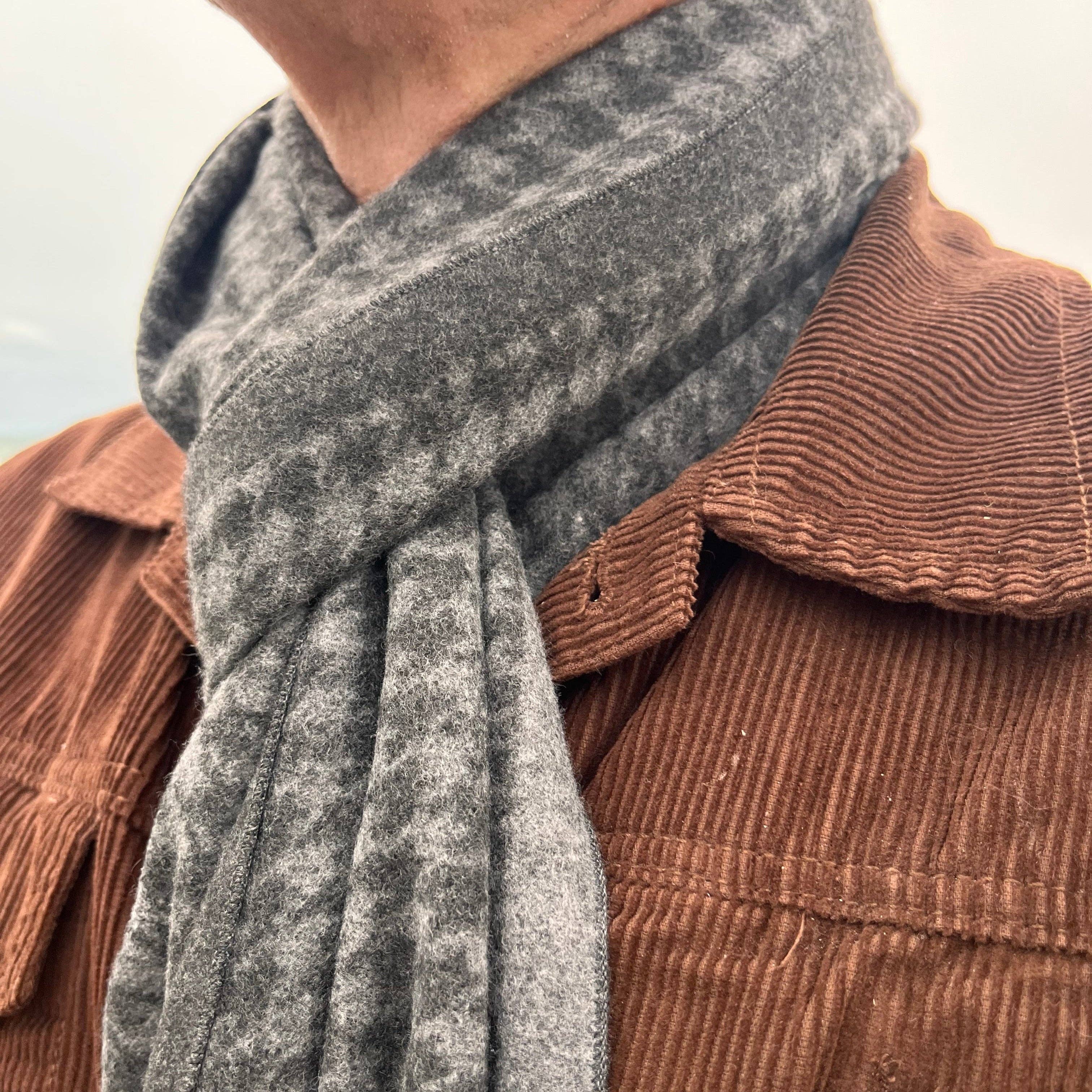 SONS Limited – wholesale Scarf – Men’s – The Quiet Thread Collection - Ashcroft - Grey1