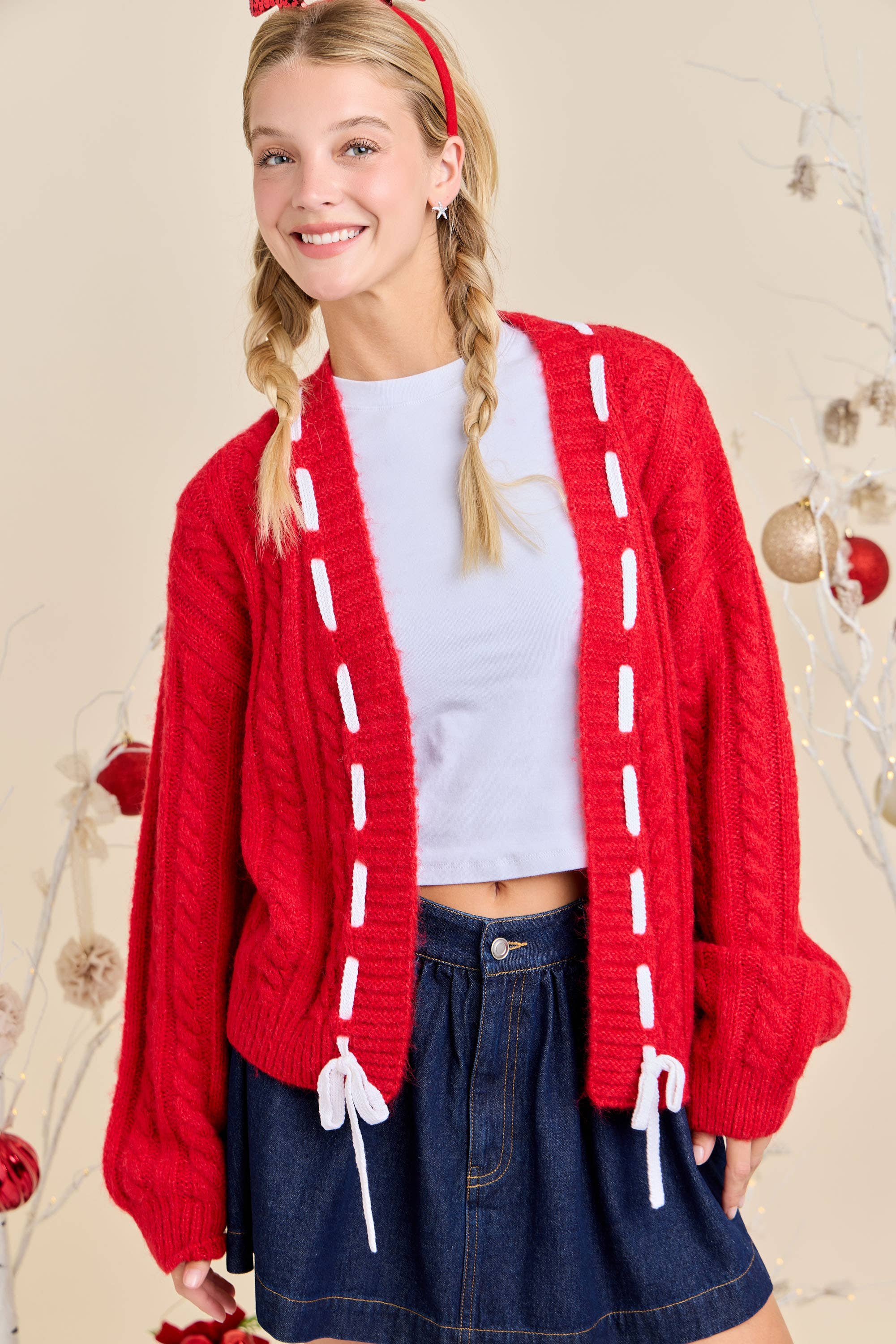Main Strip - Vente Cardigan – femme - Cardigan en maille torsadée avec ruban de fête – Prêt à expédier en superposition10