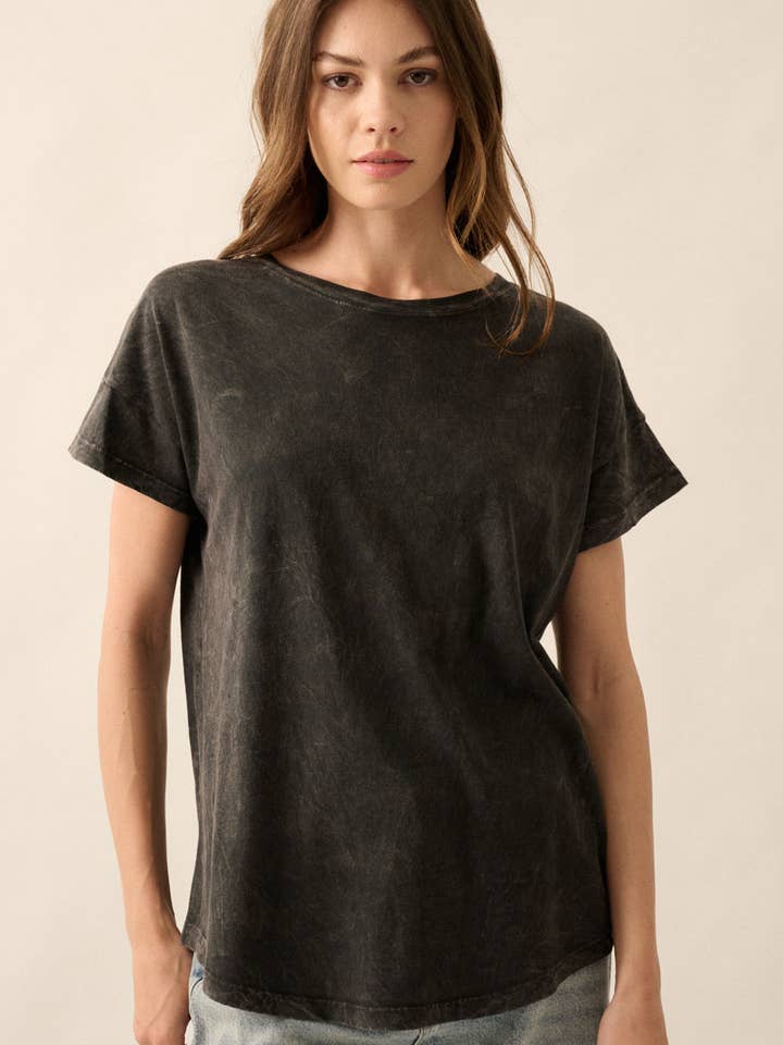 Promesa USA - Wholesale T-Shirt - Women's - Mineral Washed Dolphin-Hem Drop-Shoulder Tee