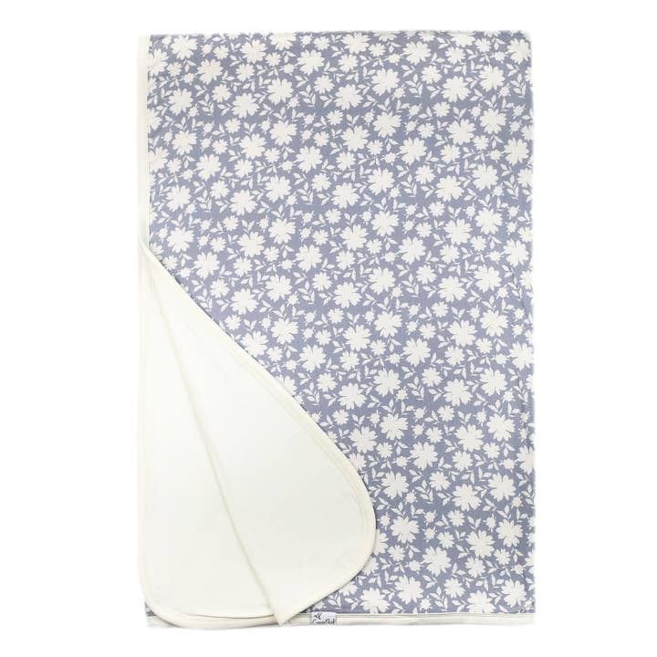 Three-Layer Jumbo Quilt - Lacie for wholesale by Copper Pearl