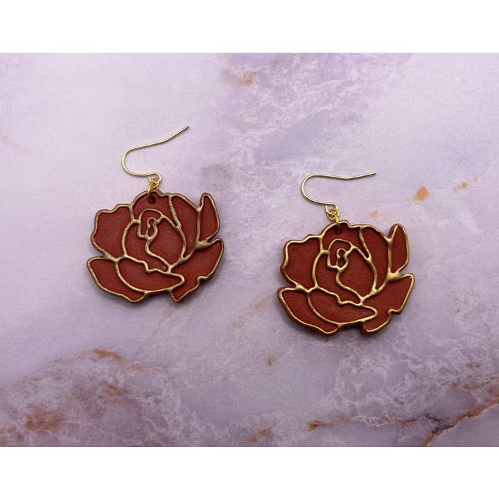 Pendientes de arcilla de peonía, pendientes con temática de tatuajes, pendientes florales, pendientes hipoalergénicos para venta al por mayor de The Clay Arches