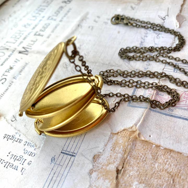 Red Truck Designs - Wholesale Locket Necklace - Gold Family Locket Necklace Folding Locket 24 inches2