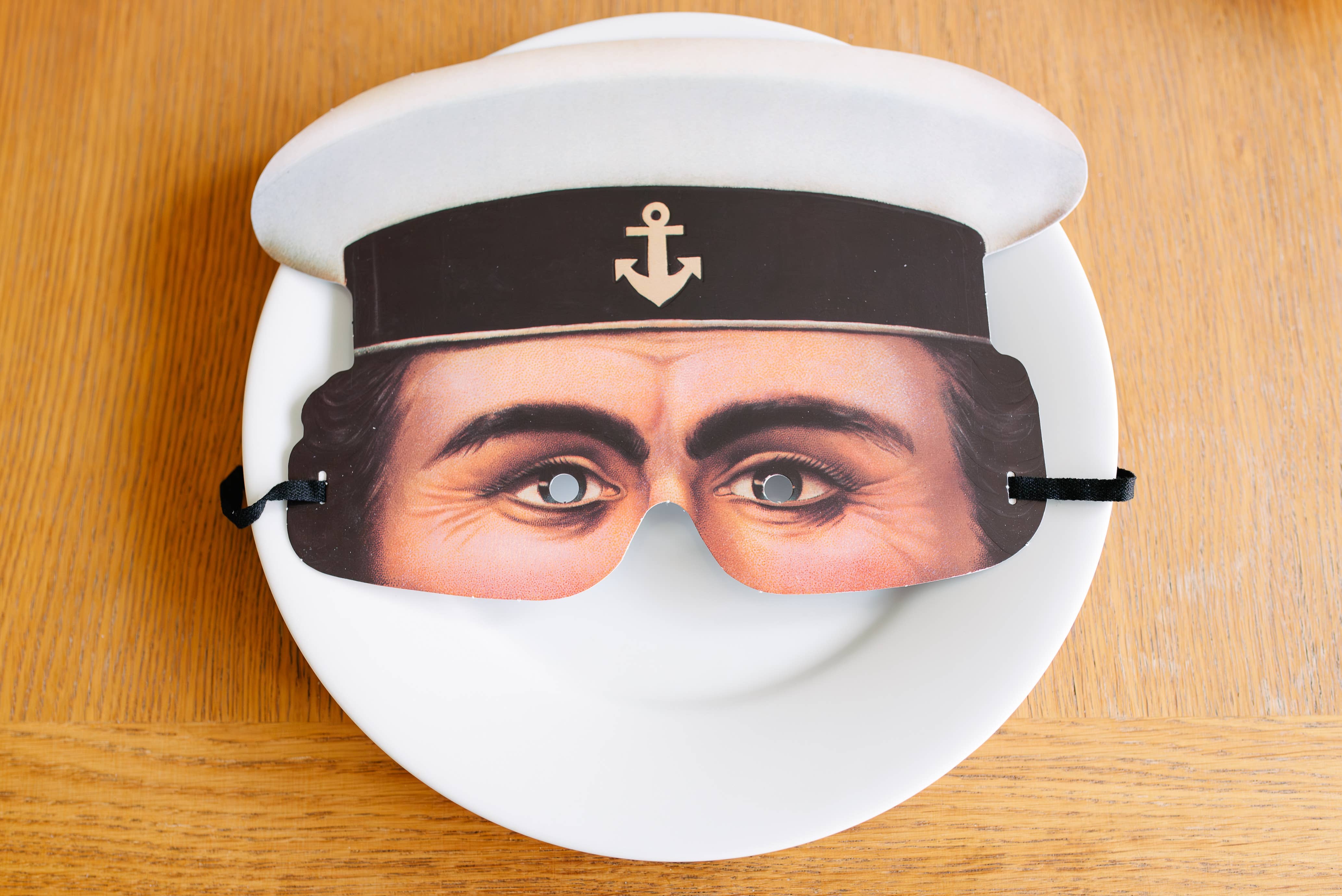 Mamelok – wholesale Party gift – STOCKHOLM LEKSAKMUSEUM 1 PARTY MASKS5