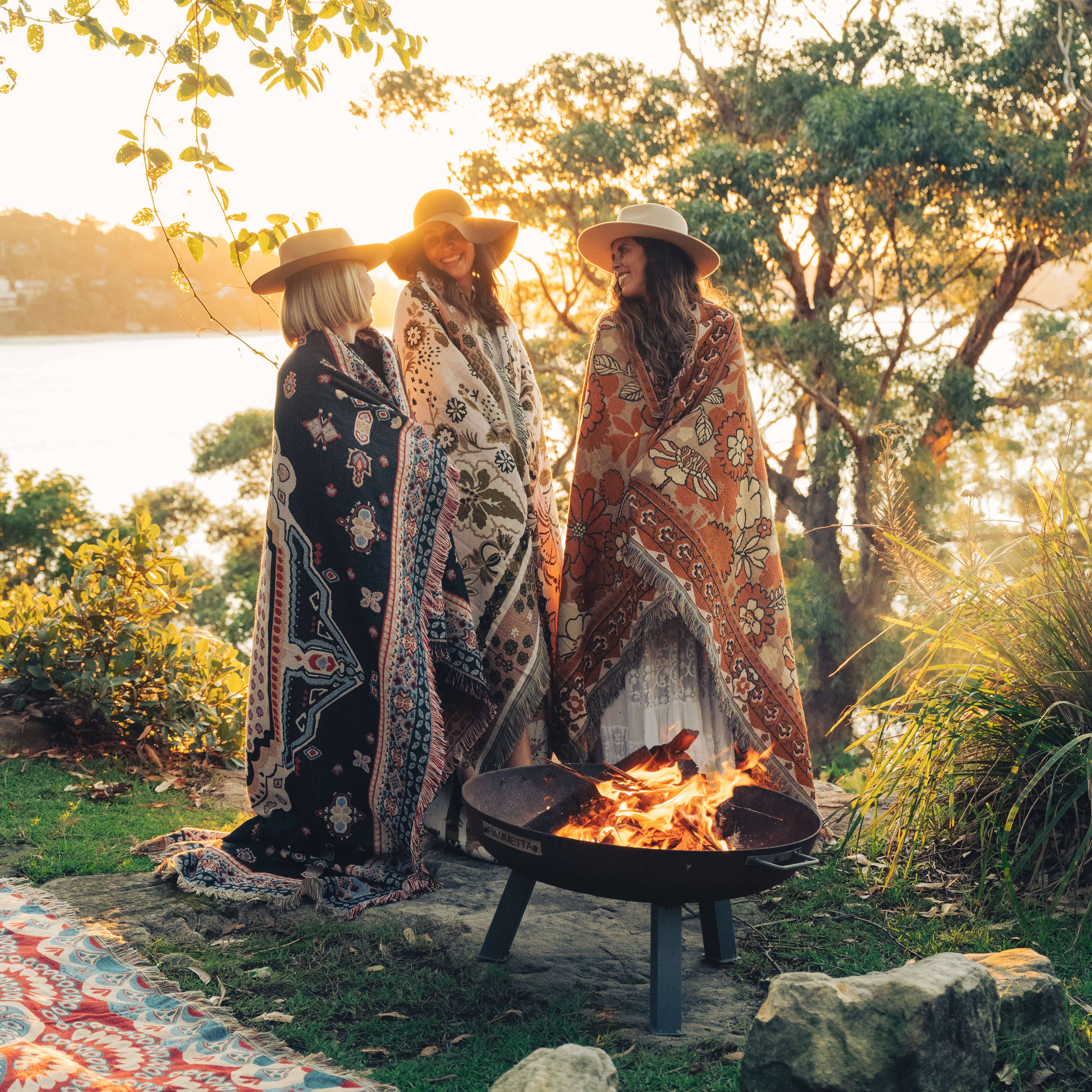 HENDEER - Wholesale Picnic Blanket - 'Eleanor Rigby' Woven Picnic Rug/Throw11