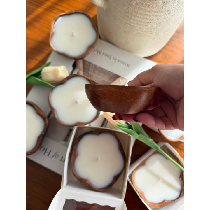 Candleglambyperry - Wholesale Novelty Candle - Flower shaped wood bowl candles5