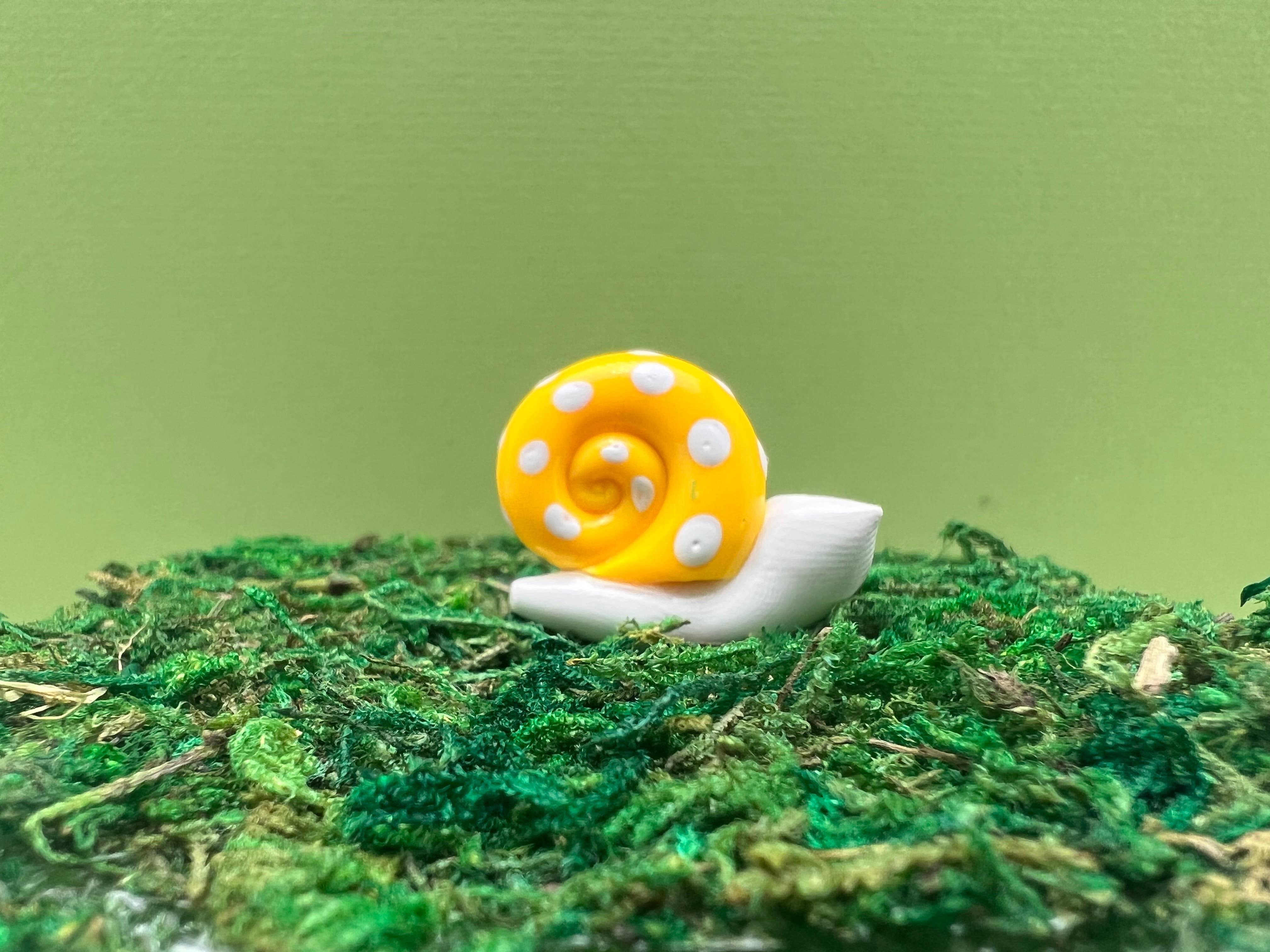 Mystical Woodlands - Wholesale Garden/Lawn Stake - Fairy Garden Miniature Snail Plant Pick2