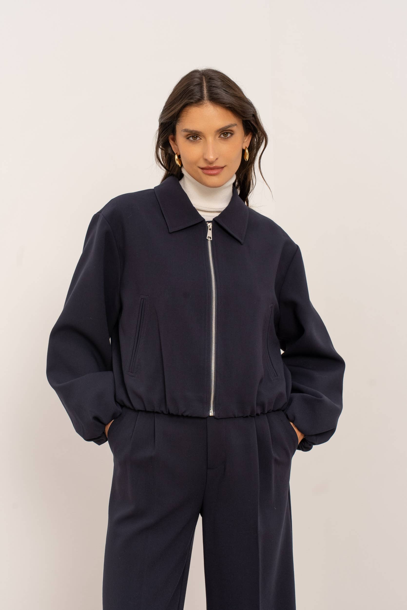 Attentif Paris - Wholesale Bomber Jacket - Women's - [Aura] Short zip-up bomber jacket with shirt collar39