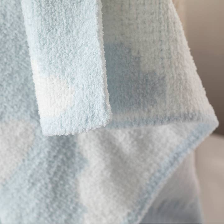 Living Textiles - Wholesale Bedding blanket – Kids & Baby - Chenille Blanket - Blue Clouds4
