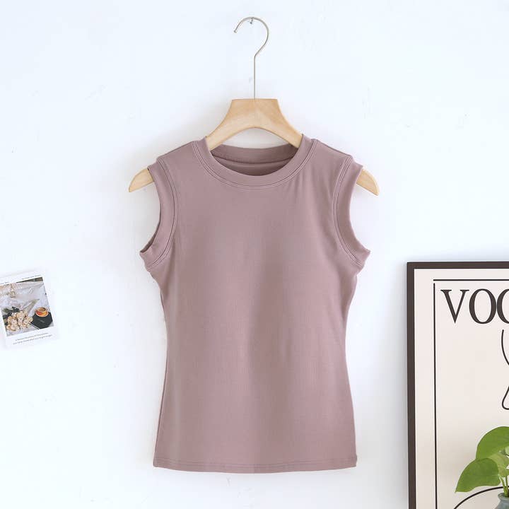 Rosa Clothing - Wholesale Tank Top - Women's - Basic cotton blend sleeveless R-neck tee self bra tank top