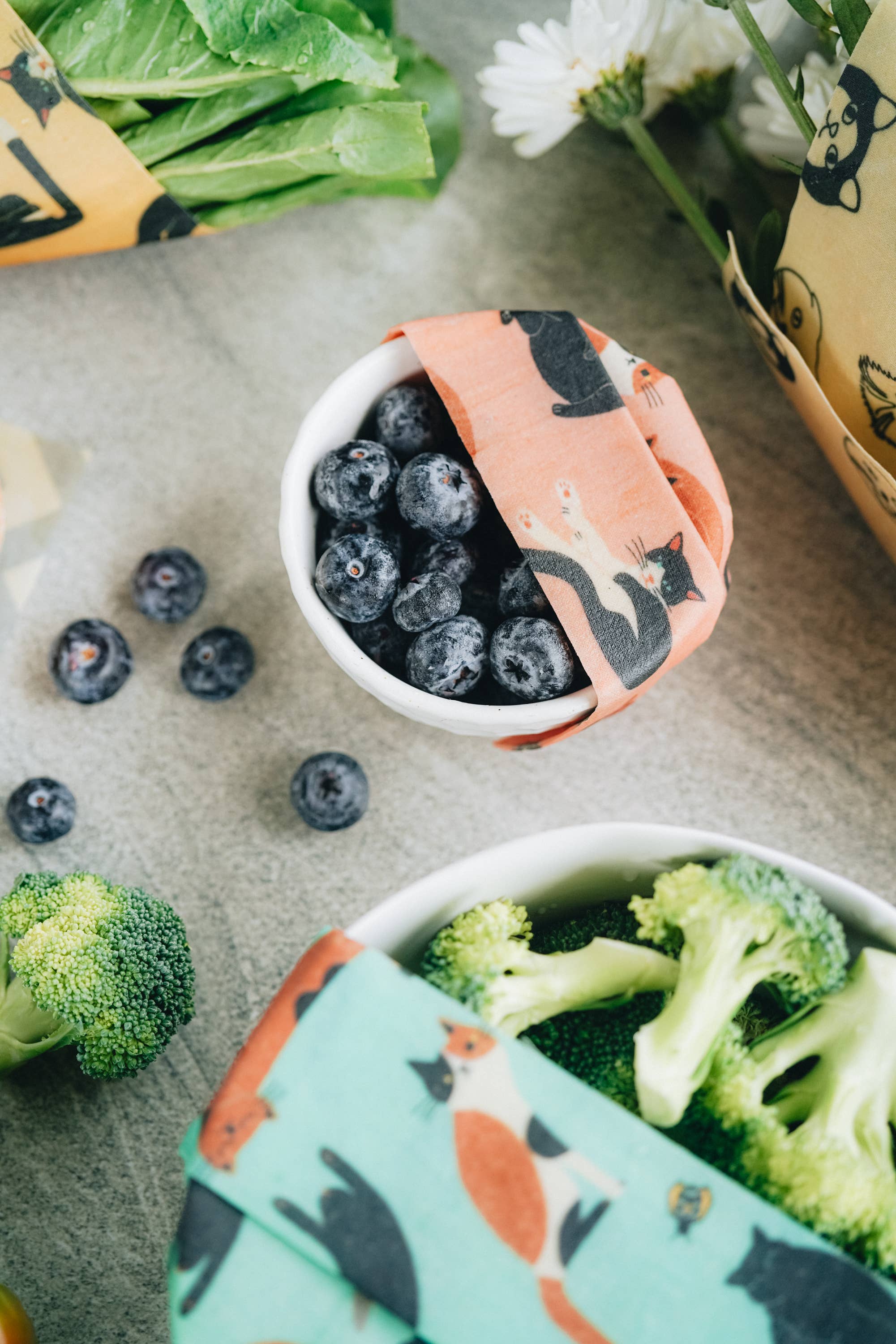 SuperBee - Eco Living Made Easy - Vente Sachet de conservation/film alimentaire - Emballages alimentaires réutilisables en cire d’abeille « Beeginner » - lot de 3 tailles13