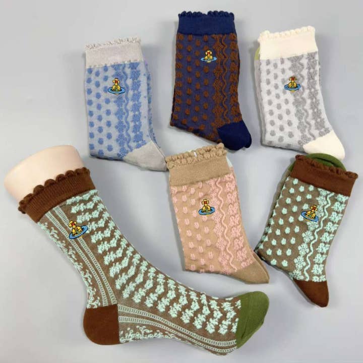 Retro embossed colorblocked women's socks for wholesale by Tourtiwi