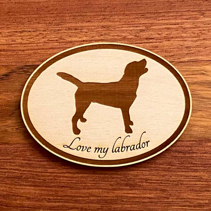 J'adore mon chien labrador - Aimant gravé au laser pour la vente par Gifts By Grace