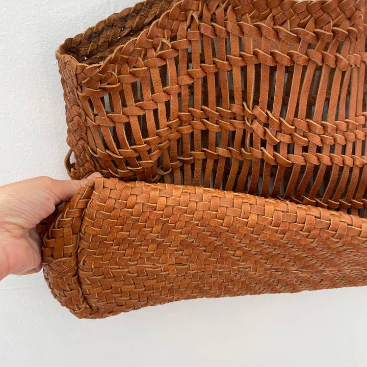 Happy French Gang – wholesale Beach bag – Luni Leather Woven Tan Bag11