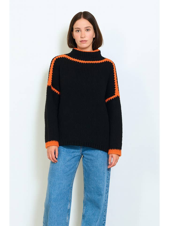 AMELÉ – wholesale Knitted jumper – Women′s – Oversized chunky knit sweater