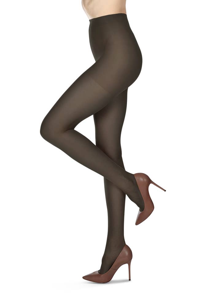 Pantimedias de control transparente de cristal con brillo suave de 12 deniers para venta al por mayor de Infinity Classics International Inc.