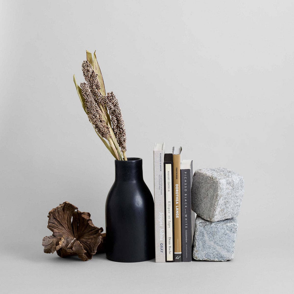 Bloomist - Wholesale Decorative Tabletop Object - Granite Stand10