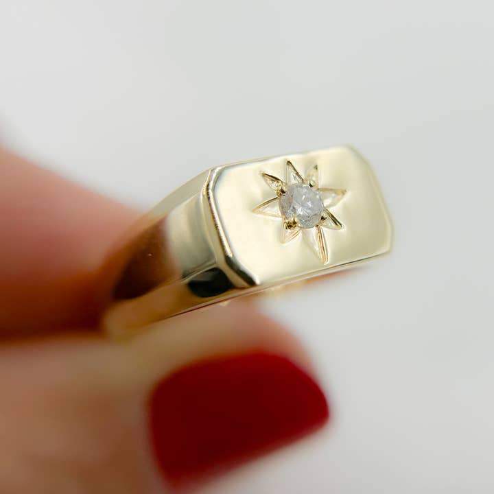 Bague en or massif 14k avec diamant. RN412599 pour la vente par Tresor Jewelry Inc.