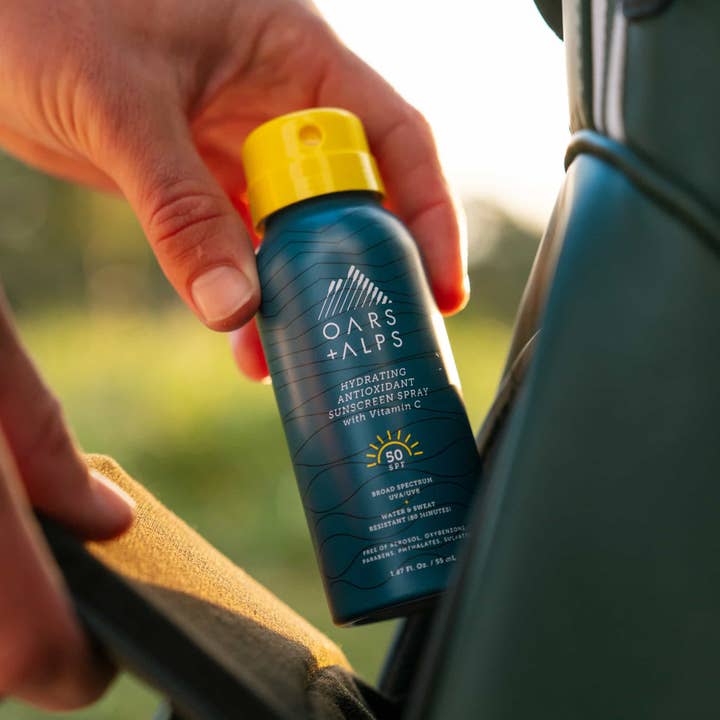 Oars + Alps - Vente Crème solaire – homme - Spray Hydratant Antioxydant SPF 50 pour Hommes Format Voyage, TSA1