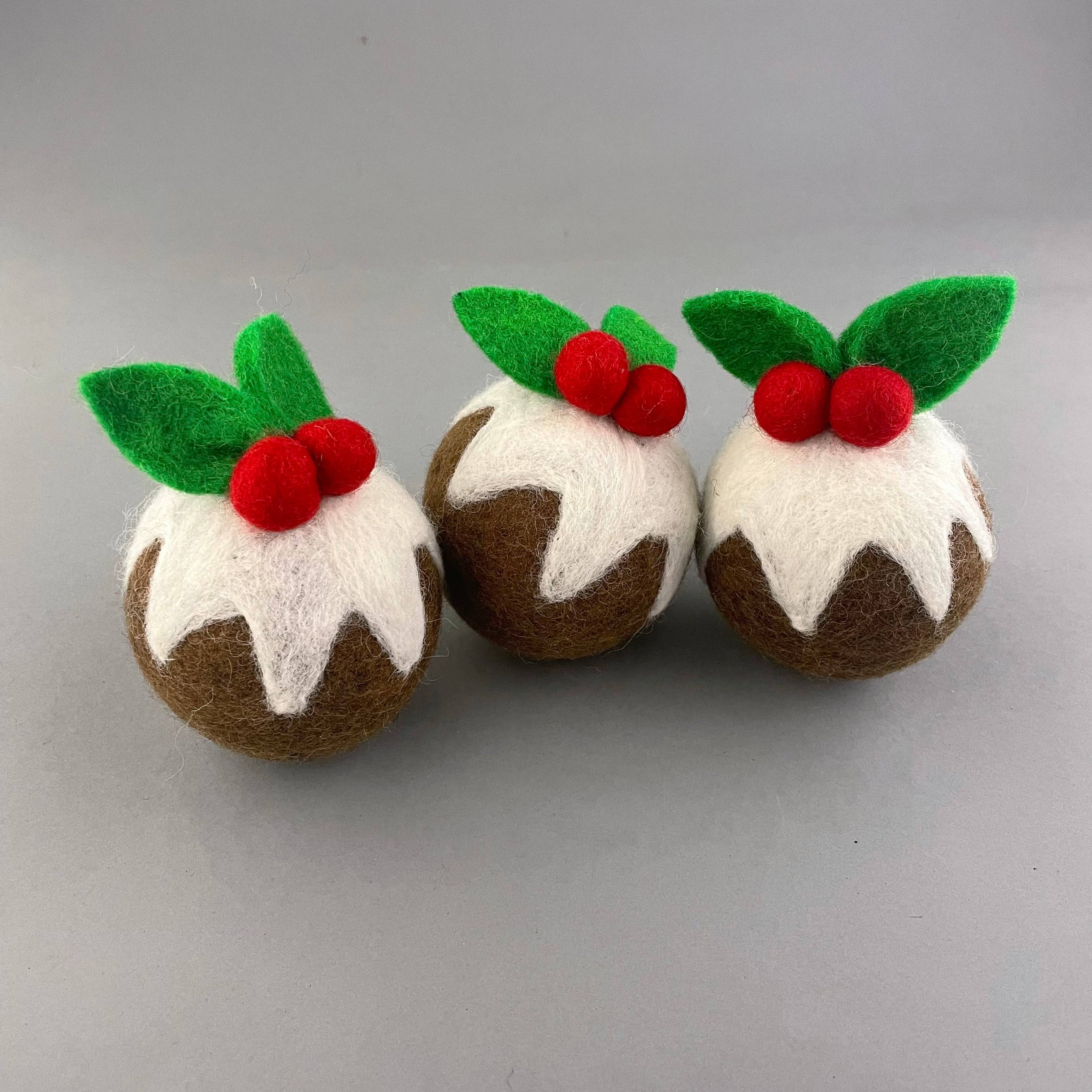 Pawsome Pet Toys – wholesale Leksak - Hund – Puddingformade ullbollar för hundar i två storlekar, mjuk inomhusleksak0