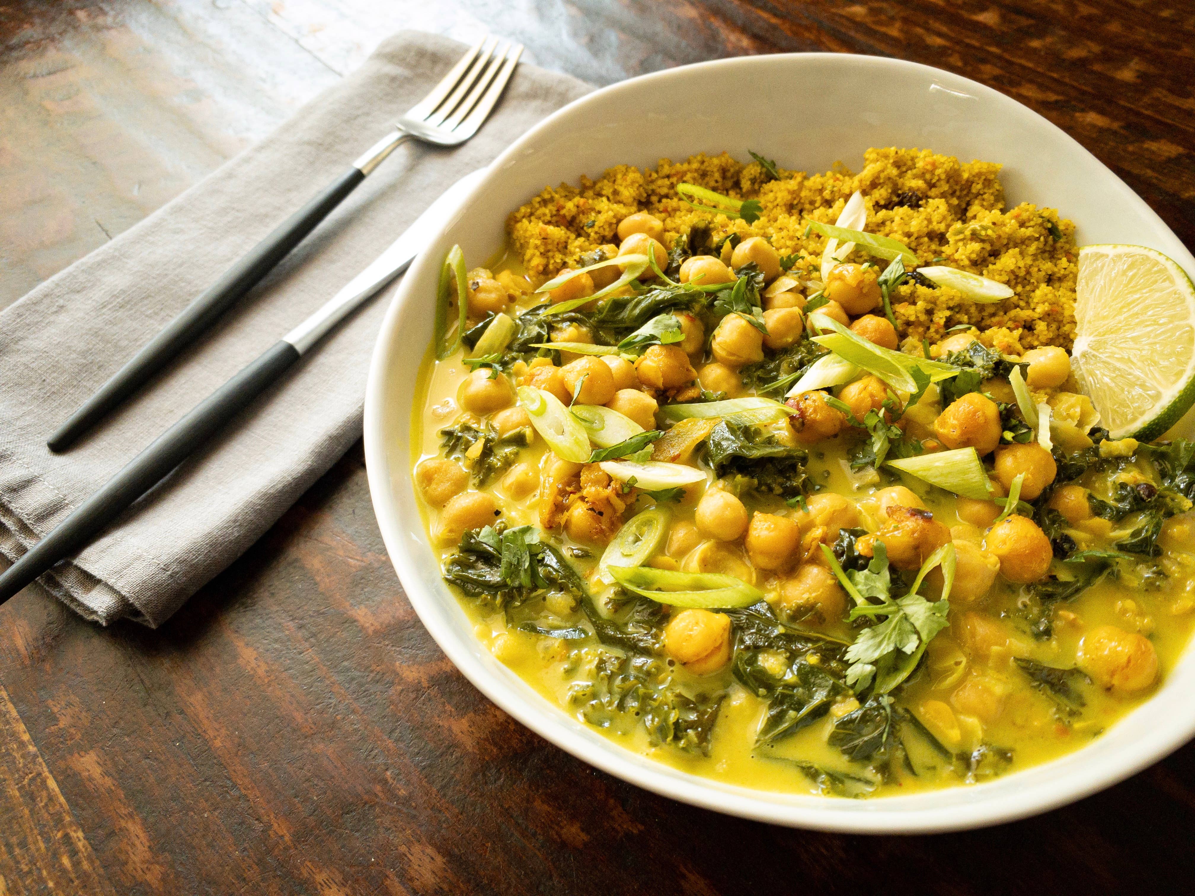 Yolélé - Wholesale Whole Grains - Dakar Curry Fonio Pilaf (6 x 7 oz)1