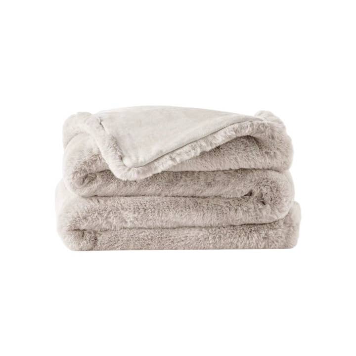 VewoTex - Wholesale Throw Blanket - Premium faux fur blanket » Thick high-quality blanket » Couch blanket 150 x 200 cm » Reversible cuddle blanket1