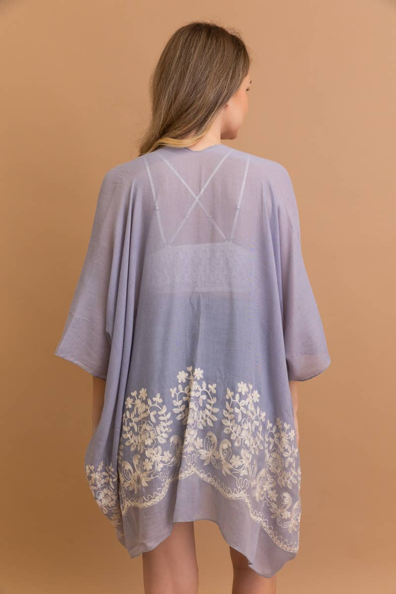 Leto Accessories - Vente Kimono – femme - Kimono brodé floral style bohème chic avec détails en points et pompons 🌼7