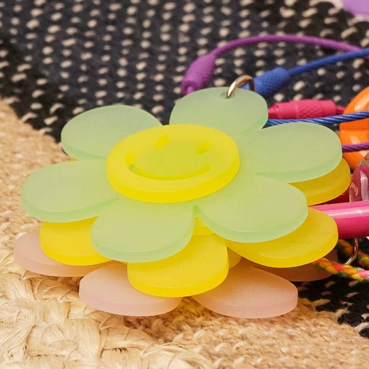 Fashion City - Wholesale Keychain - Women's - Happy Face Flower Chunky Chain Keyring Bag Charm14