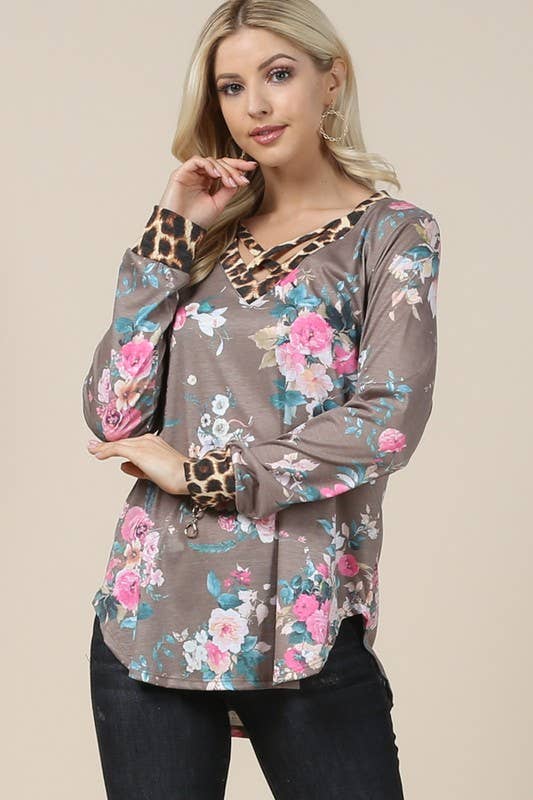 MOKA FLORAL AV1153-CINCY HAUT À COL EN V CONTRASTÉ LÉOPARD À IMPRIMÉ FLORAL en vente sur Faire3