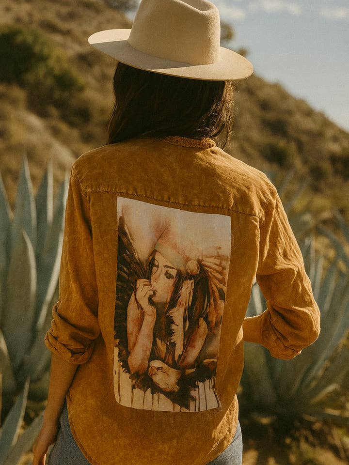 Haut Muse Esprit Doré pour la vente par The Nu Vintage