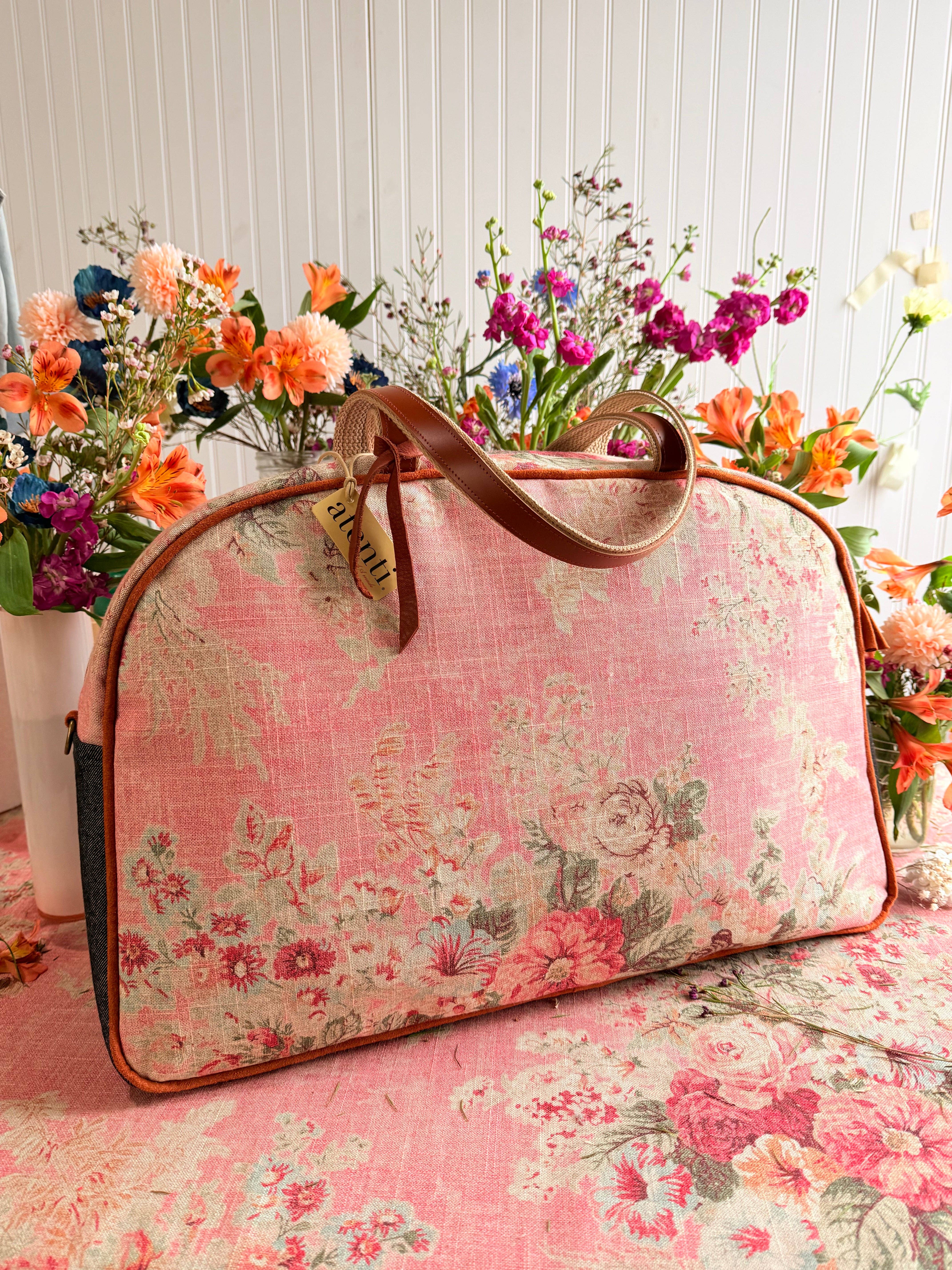 Atenti - Wholesale Weekender Bag - Women's - Handmade Atenti Rosewood Overnighter Weekender– USA Made12