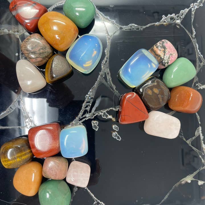 Crystal Deal - Wholesale Retailer Sample - Home Decor - 7 Chakra Healing Stones sets, 2-3 CM, 3 Sets