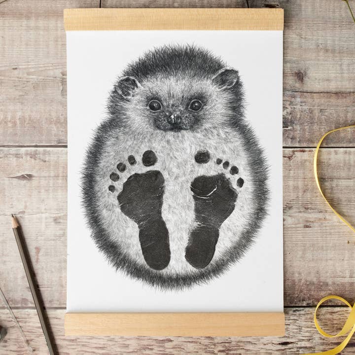 Lucy Coggle Designs – wholesale Hand & footprint kit – Child & baby – Baby Hedgehog Footprint Kit
