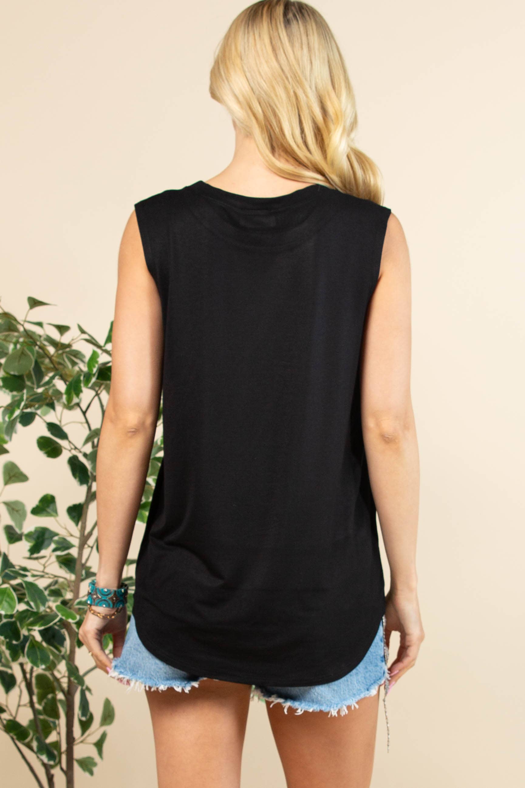 Schwarz/Weiss AV079-THELMA VINYL-TOP MIT STIEFELSTICH UND GRAFIK für den Großhandel auf Faire14