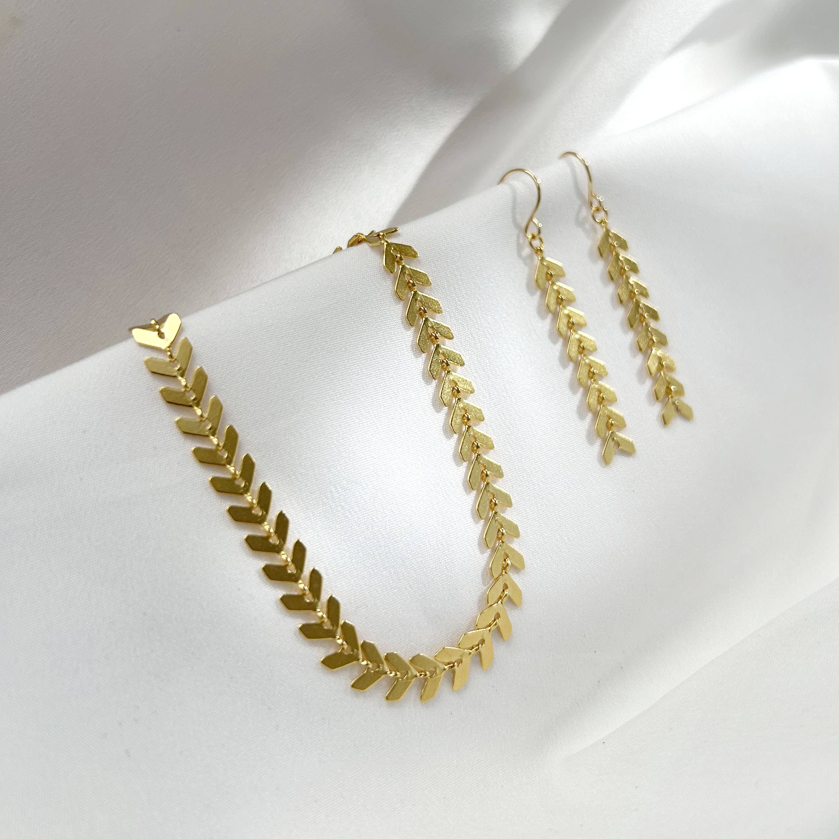 Industrial Jewellery Ltd – wholesale Link & chain bracelet – Marni Bracelet Gold2