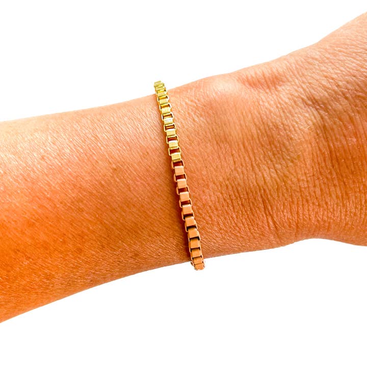 Savvy Bling - Wholesale Link & Chain Bracelet - Colored enamel Box chain link bracelet12