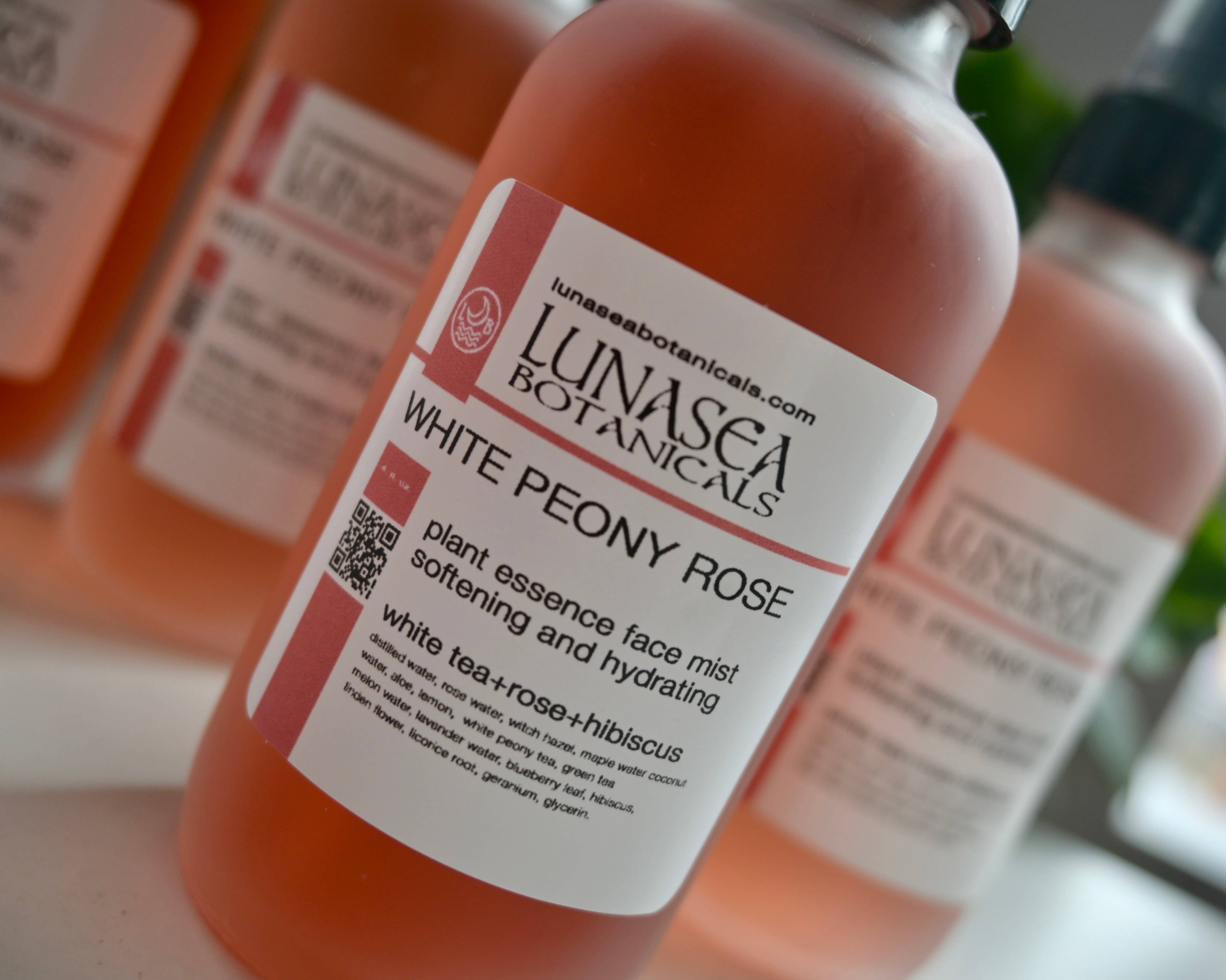 lunasea botanicals – wholesale Ansikts- och kroppsspray – Växtessens Ansiktsmist Vit Pion Ros2