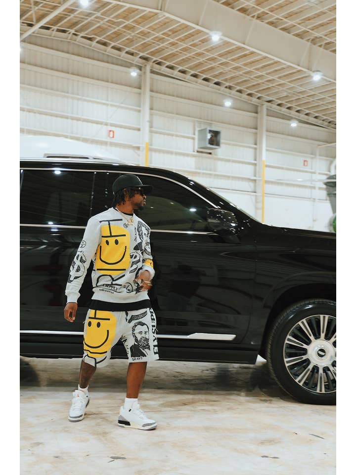 Heather Grey New Rich Crewneck Sweater (Heather Grey) for wholesale on Faire18