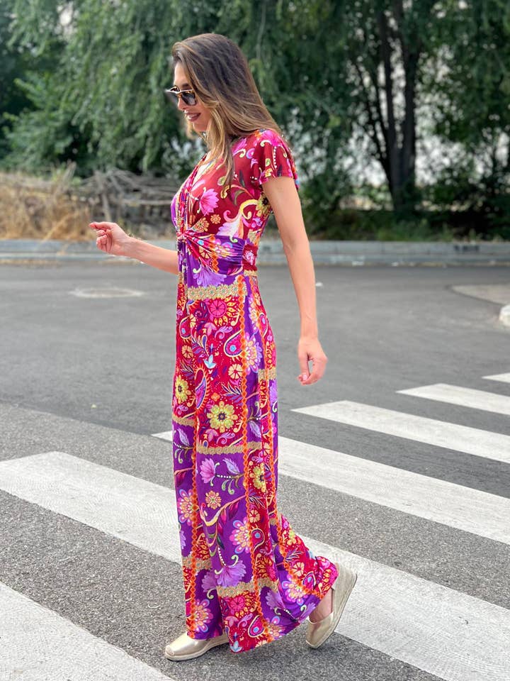 Julie d orleac - Wholesale Jumpsuit - Women's - Short-sleeve knotted top with fuchsia/red patch print2