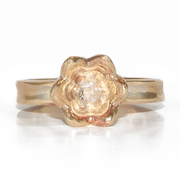 pétales en laiton pour la vente par Rebecca Nadler Designs