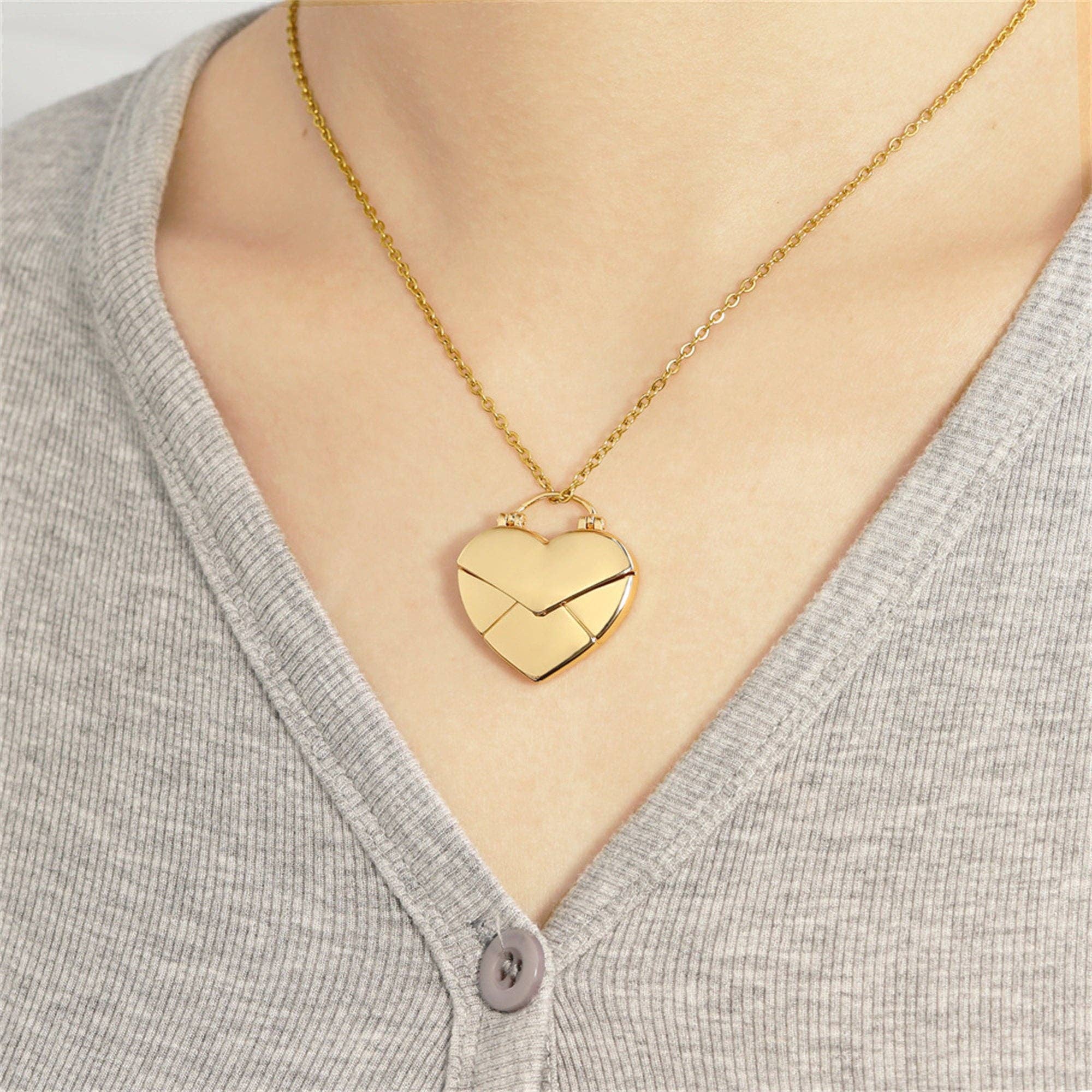 Perimade & Co. LLC - Wholesale Locket Necklace - Custom Heart Photo Locket Necklace in Stainless Steel9