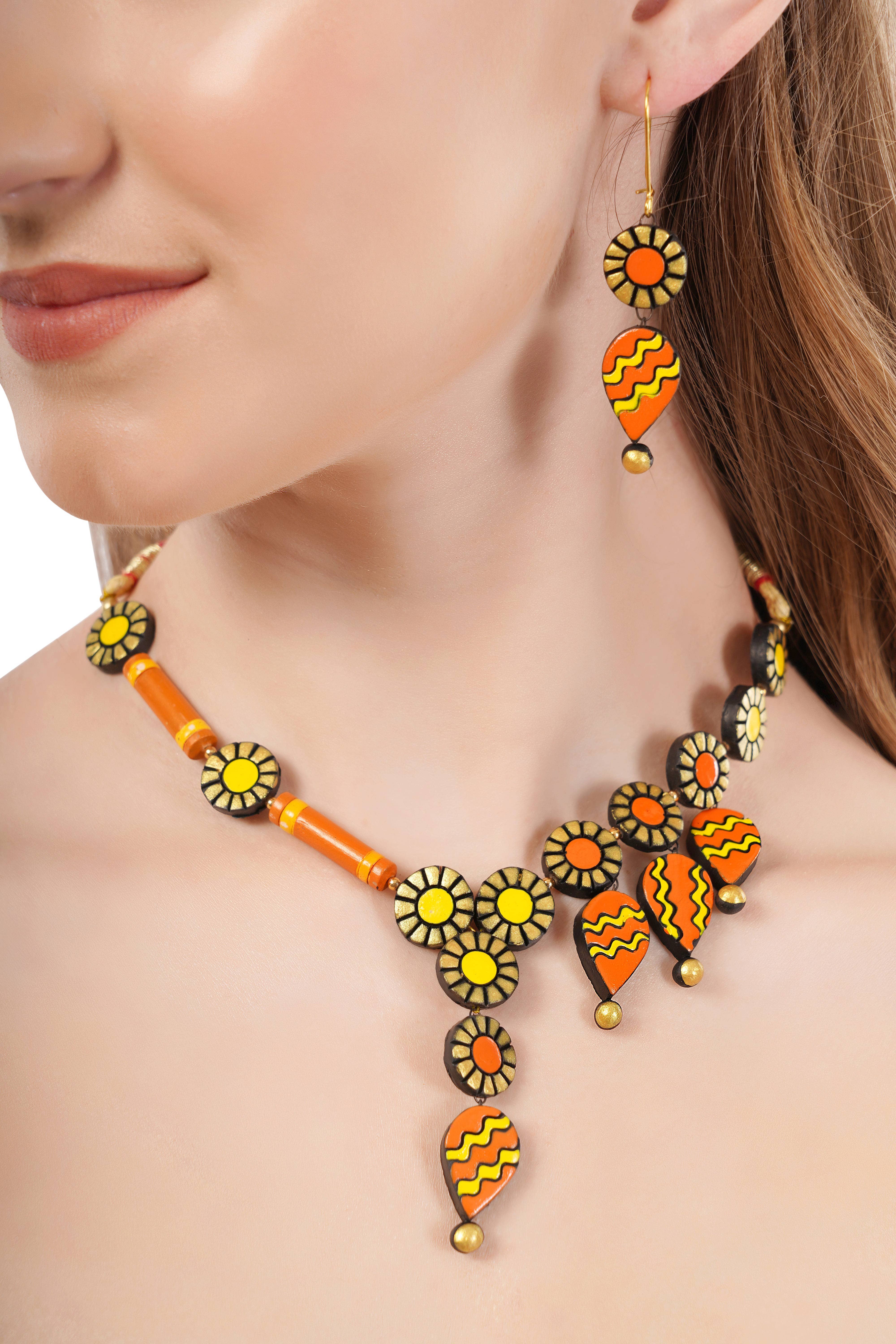 Cordelia Kraft - Wholesale Jewelry Set - Drops & Flowers Jewelry Set | Clay Jewelry | Black Clay Set7