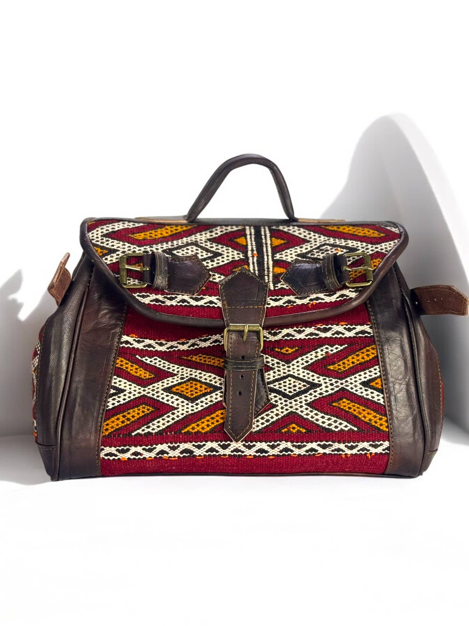 Melecraft – wholesale Weekender bag – Unisex – Artisan-Crafted Moroccan Leather and Kilim Bag6