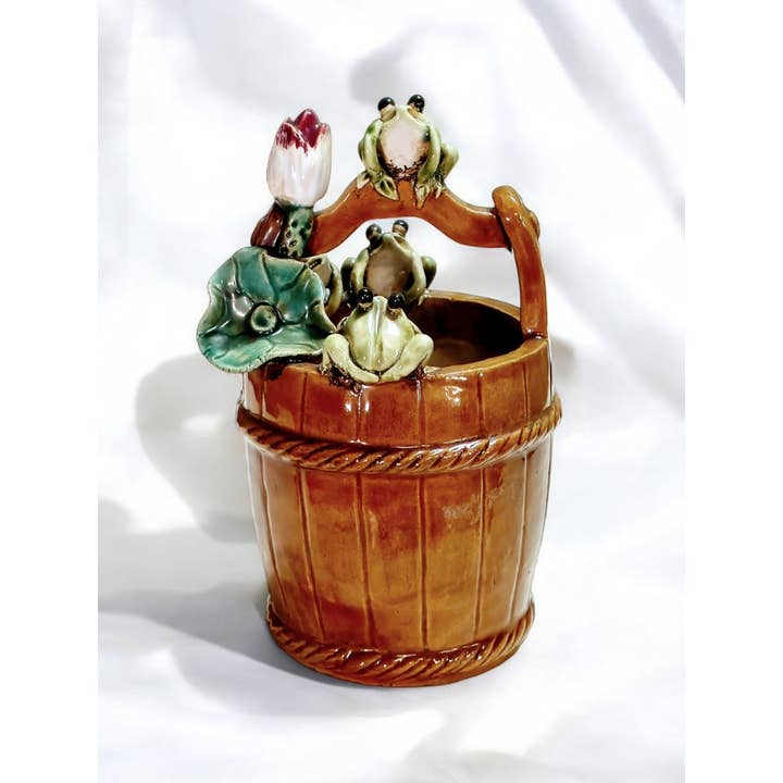 AA Importing - Wholesale Decorative Tabletop Object - Frog Basket