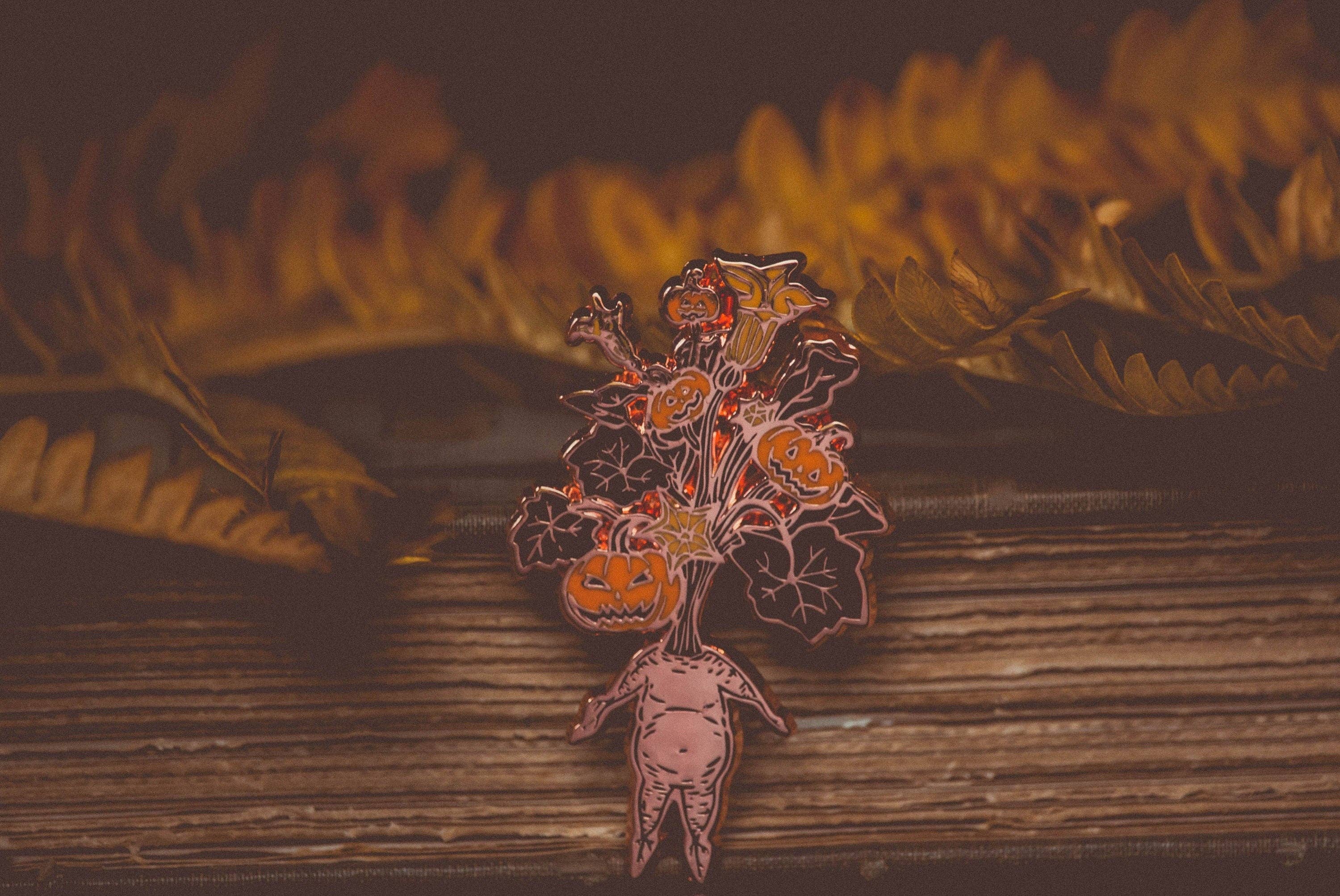 The Pickety Witch – Engroshandel Reversnål/knap – Jack-o-lanterne Mandrake - Emalje Pin0