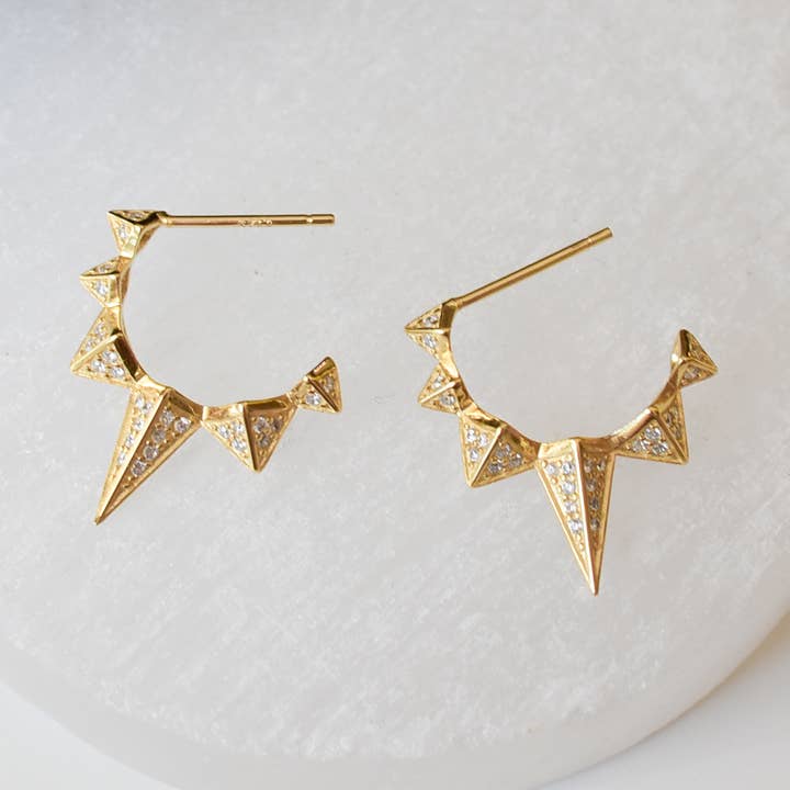 Sara-Stacheln für den Großhandel von Disco Honey