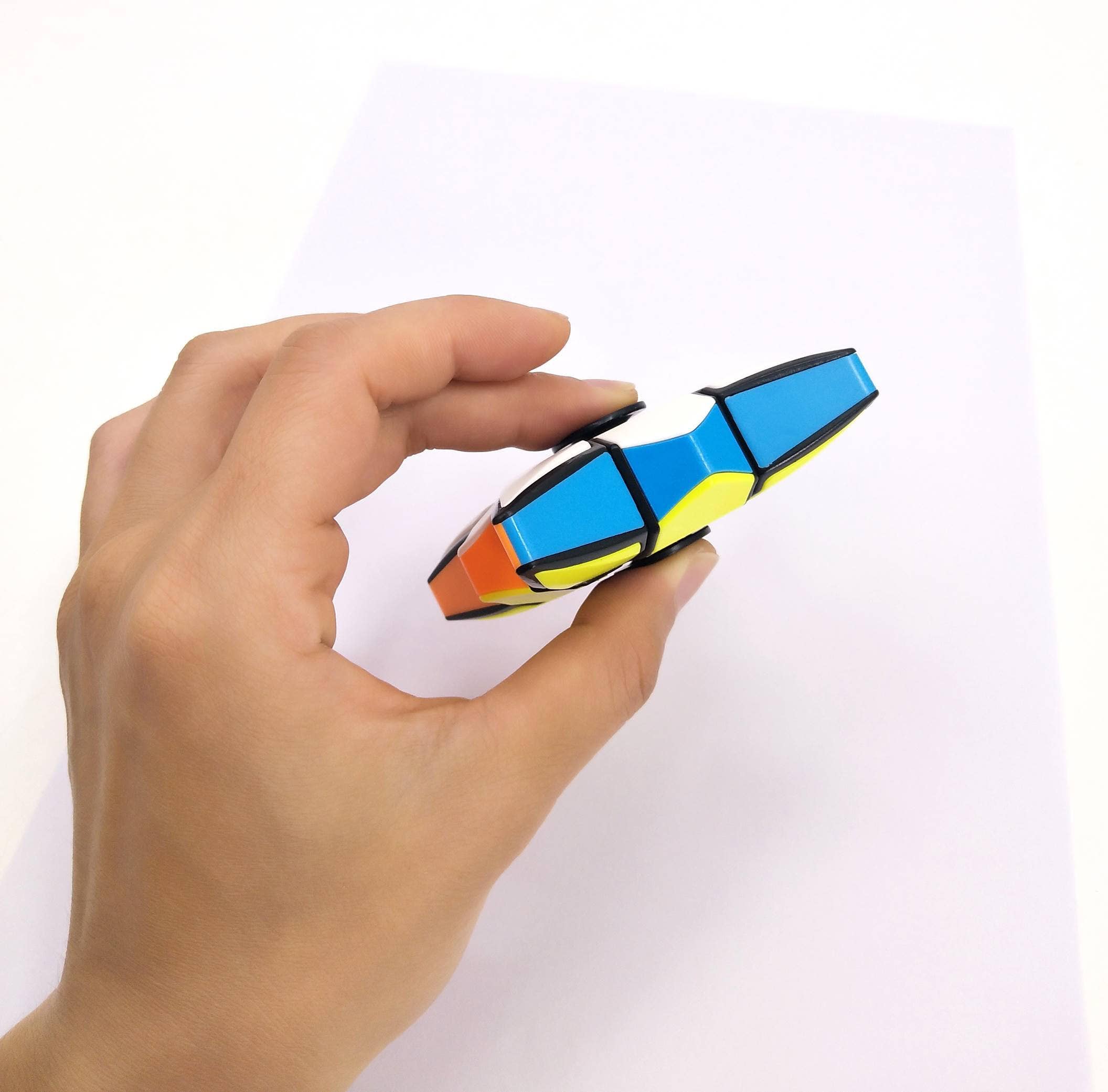 Brand Partners Group – Brinquedo Fidget - Crianças por atacado – Toyzon - Cubo de Agitação para Dedos3