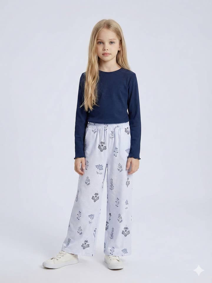 Set van een T-shirt met lange mouwen en een bedrukte broek voor meisjes voor wholesale door MINI MIGNON PARIS